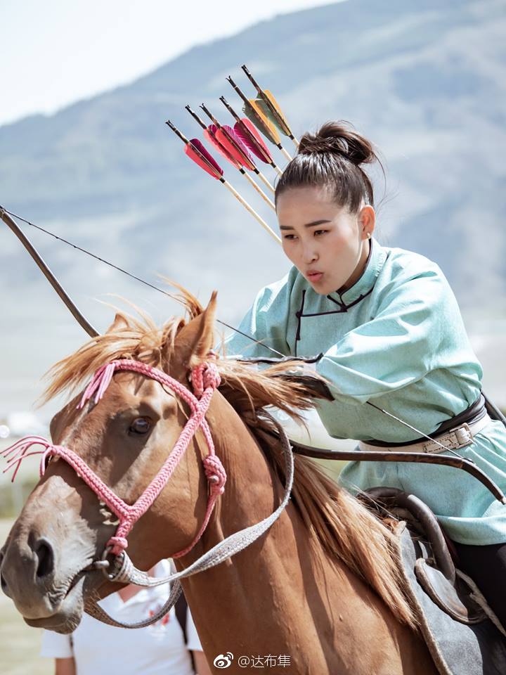 2018年第三届世界游牧民族运动会上的女子骑射
