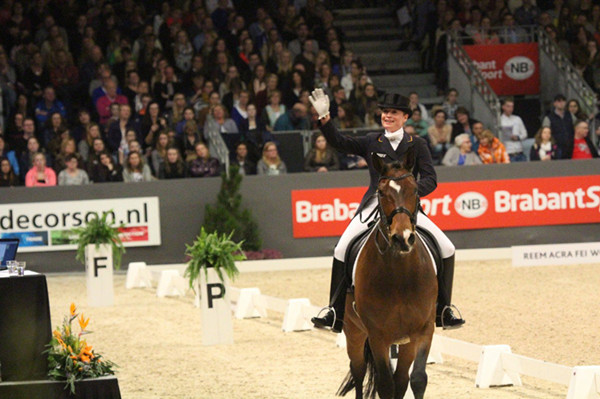 Isabell-Werth-El-Santo-NRW-IndoorBrabant14-3_600.jpg